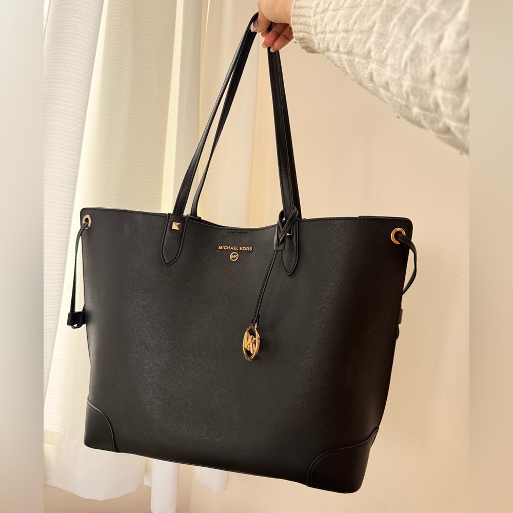 Michael Kors Black Saffiano Leather Tote with Gold Hardware - Picture 4 of 8